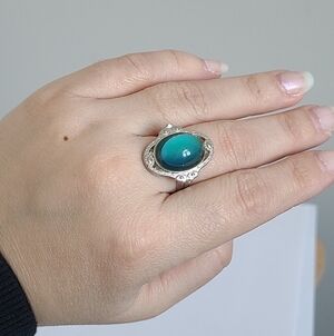 Vintage Retro Silver Tone Costume Boho Vampire Diaries Colour Changing Mood Ring